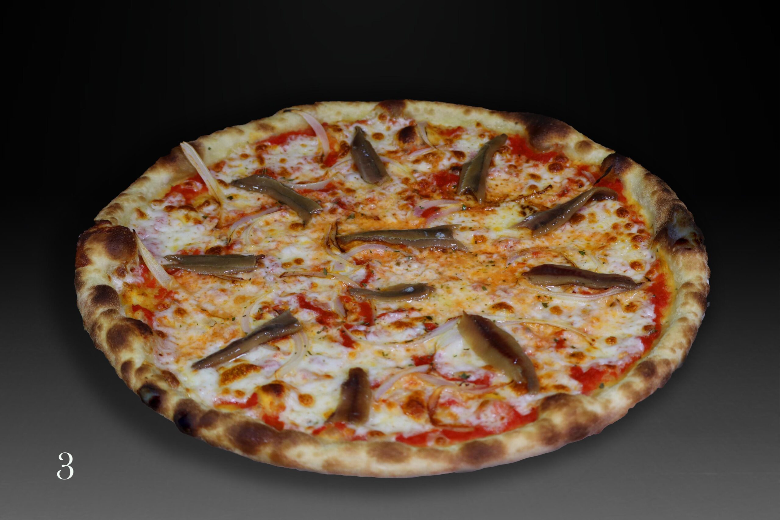 Pizza SICILIANA, Tomate, mozzarella, cebolla y anchoas